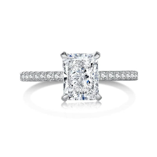Éclat Étoilé Amour Moissanite Ring